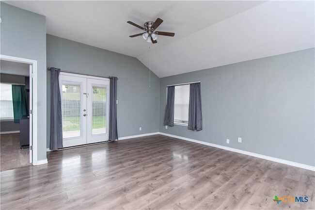 2001 Matt Dr in Copperas Cove, TX - Foto de edificio - Building Photo