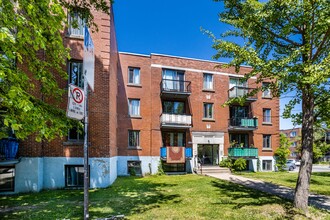 4621-4631 Barclay Av in Montréal, QC - Building Photo - Building Photo