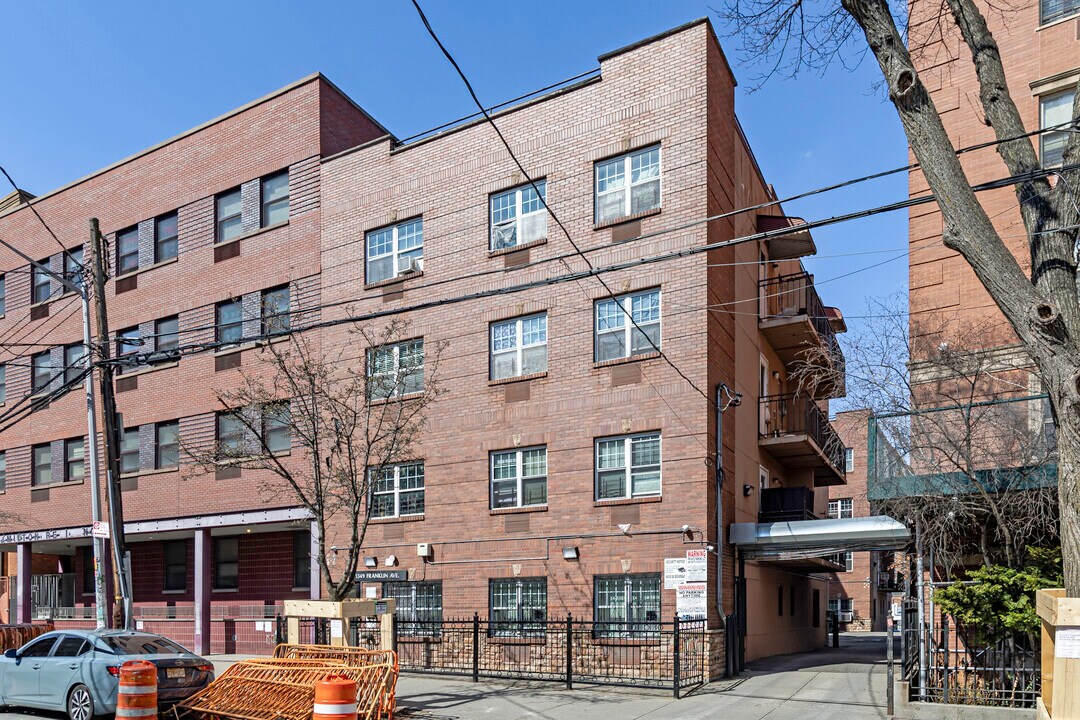 1349 Franklin Ave in Bronx, NY - Building Photo