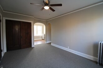 5802 N Mason Ave in Chicago, IL - Building Photo - Building Photo