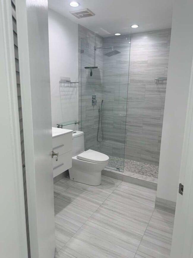 9307 SW 138th Pl, Unit 9307 in Miami, FL - Foto de edificio - Building Photo