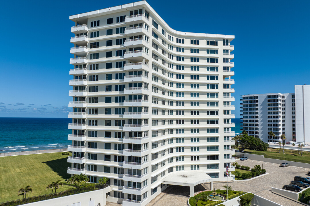 Sabal Shores in Boca Raton, FL - Foto de edificio