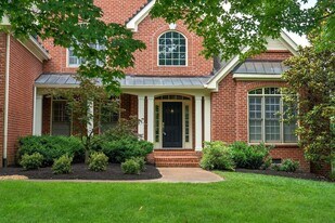 9813 Albemarle Ln in Brentwood, TN - Building Photo