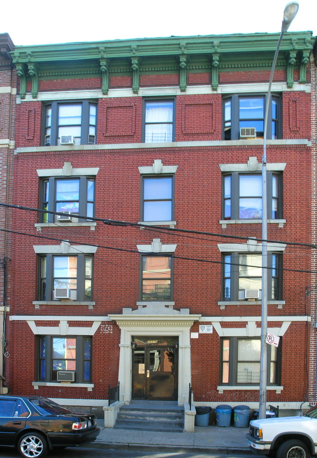 2078 Vyse Ave in Bronx, NY - Foto de edificio - Building Photo