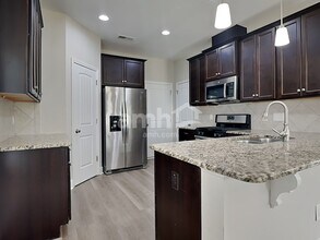 185 National Dr in Clayton, NC - Building Photo - Building Photo