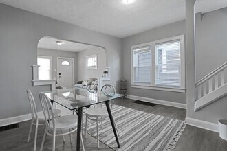 1125 Wilson Ave in Columbus, OH - Building Photo - Building Photo