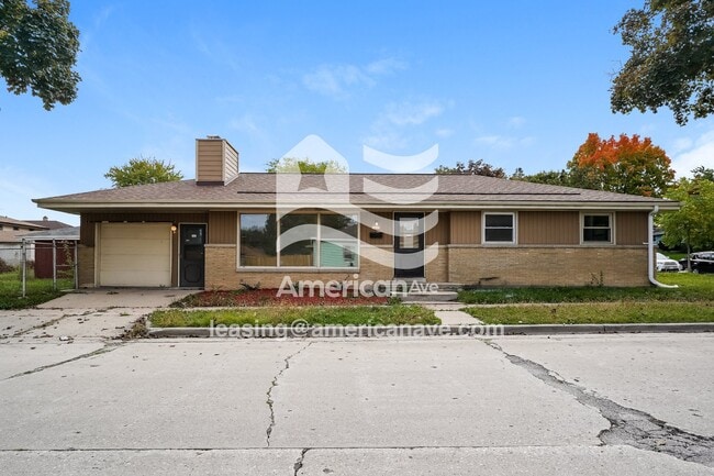 property at 7627 W Glendale Ave