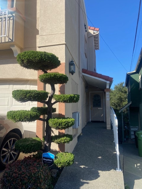 553 Merritt Ave, Unit 2 in Oakland, CA - Building Photo - Building Photo