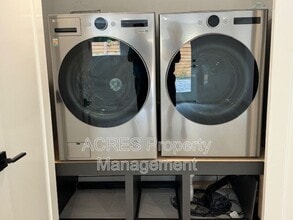 9423 36th Ave SW in Seattle, WA - Building Photo - Building Photo