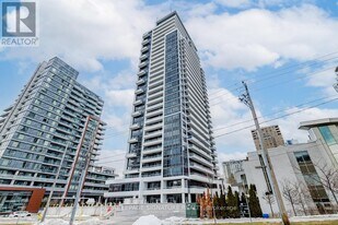 75 Canterbury Pl in Toronto, ON - Building Photo