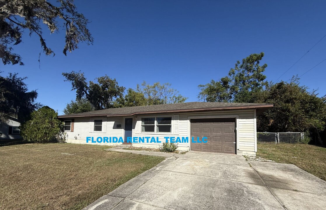 604 Center St in Ocoee, FL - Building Photo