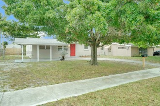 4124 NW 12th Terrace in Fort Lauderdale, FL - Building Photo - Building Photo