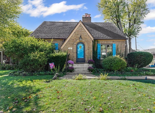 property at 1721 Southview Dr