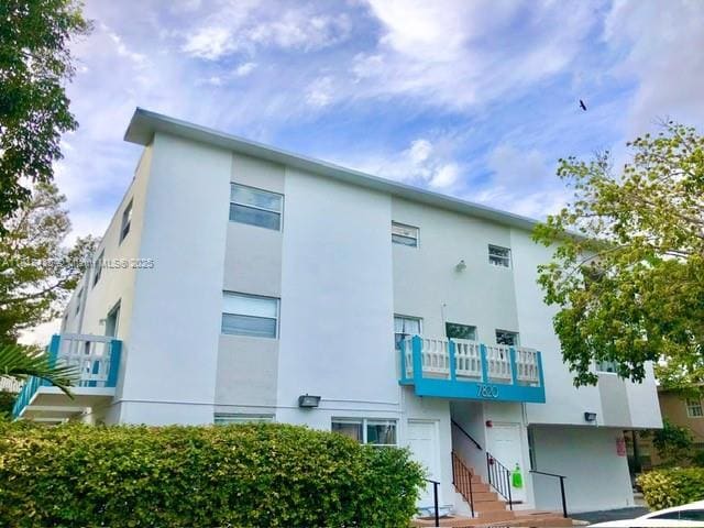 property at 7820 NE Bayshore Ct