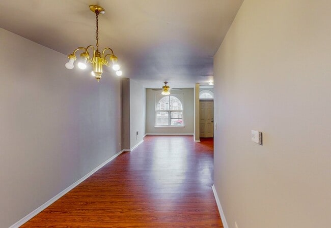 2429 Druid Hill Ave in Baltimore, MD - Building Photo - Building Photo