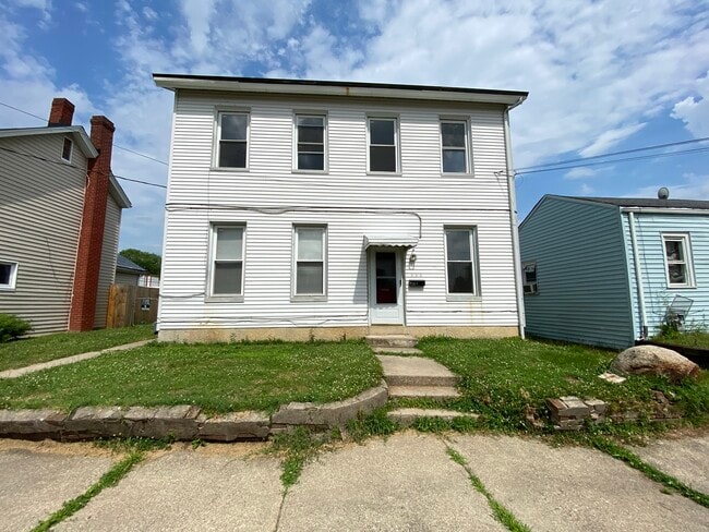 property at 220 N Vine St