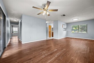 611 SW 3rd St in Gainesville, FL - Building Photo - Building Photo