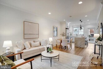 1122 Abbey Pl NE in Washington, DC - Building Photo - Building Photo