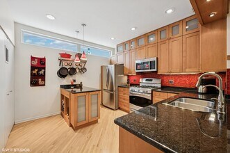 3401 N Janssen Ave in Chicago, IL - Building Photo - Building Photo