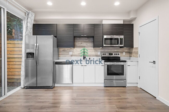 property at 8839 Midvale Ave N