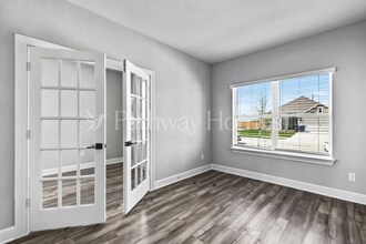 1033 Sleepy Owl Ln in Fort Worth, TX - Building Photo - Building Photo