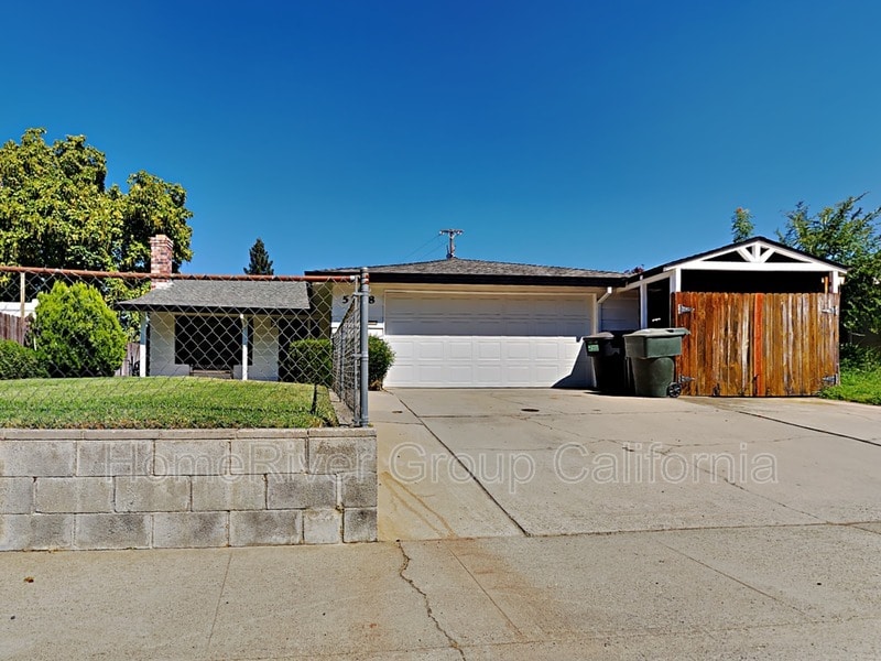 5758 Cada Cir in Carmichael, CA - Building Photo