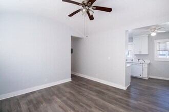 736 Olive Ave in Long Beach, CA - Foto de edificio - Building Photo