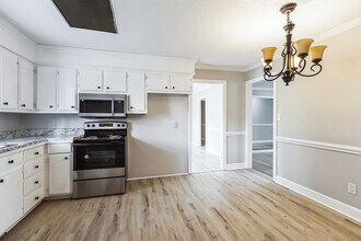 412 Circle Dr in Greenville, NC - Building Photo - Building Photo