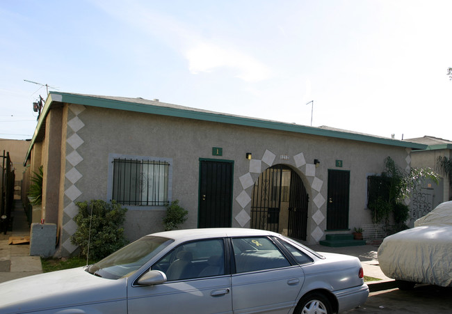 1212 Hoffman Ave in Long Beach, CA - Foto de edificio - Building Photo