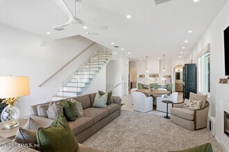 114 12th Ave S in Jacksonville Beach, FL - Building Photo - Building Photo