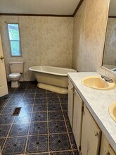 3700 Kersey Rd in Ratcliff, AR - Foto de edificio - Building Photo