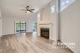 778 Sweetbrier Dr in Deltona, FL - Building Photo - Building Photo