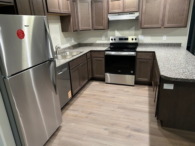 Culver Dunes in Culver, IN - Foto de edificio - Building Photo