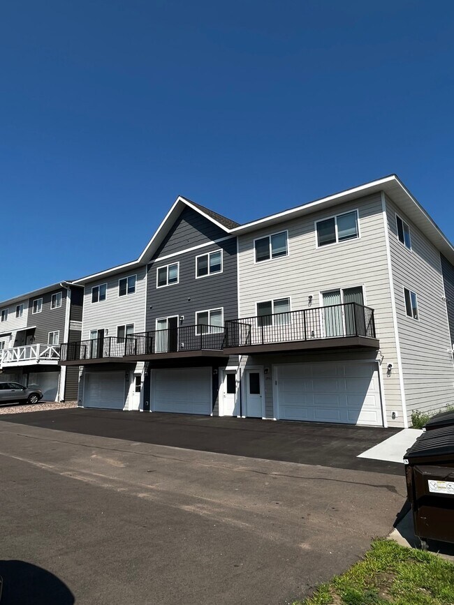 2937 Eldorado Blvd Rentals in Eau Claire, WI