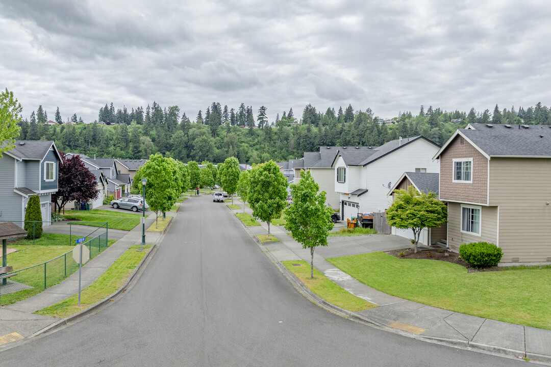 560-570 Beaver Blvd in Pacific, WA - Building Photo