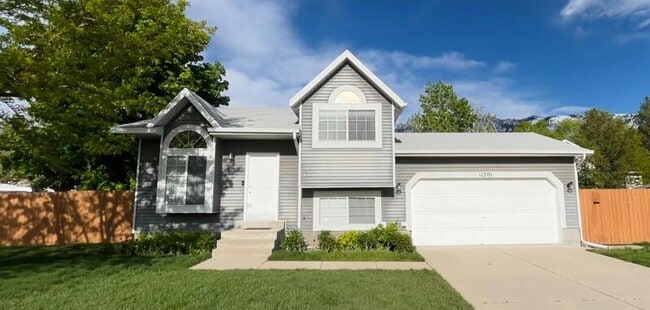 property at 11301 Sandy Ridge Dr
