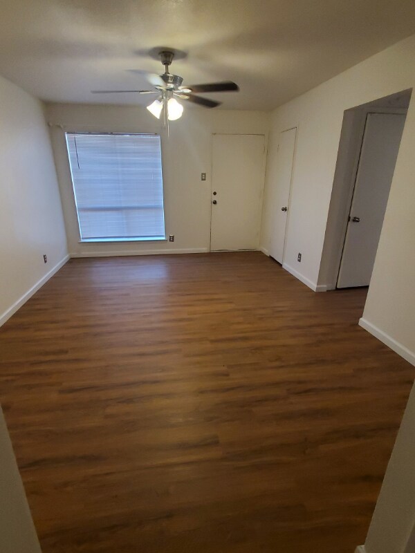 2234 Sussex Dr in Garland, TX - Building Photo - Building Photo