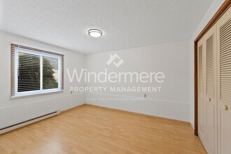 904 S McDonald Rd in Spokane Valley, WA - Foto de edificio - Building Photo