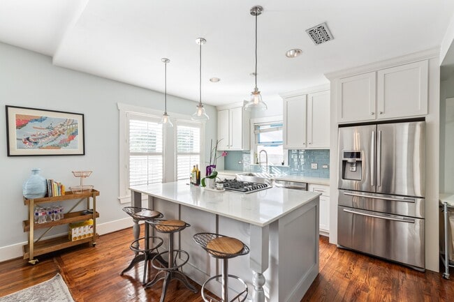 property at 506 Willard St