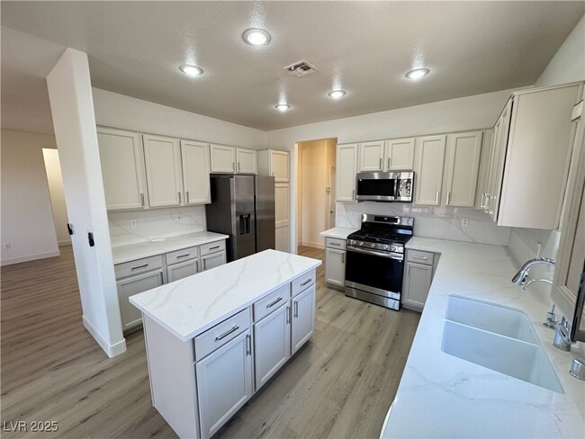 2084 Tiger Links Dr