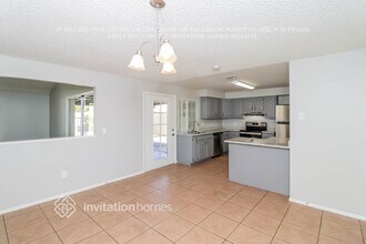 5552 W Carol Ave in Glendale, AZ - Foto de edificio - Building Photo