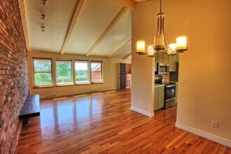 1201 Miramonte St in Broomfield, CO - Building Photo - Building Photo
