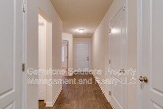 2508 Queen Bee Dr in Columbia, TN - Building Photo - Building Photo