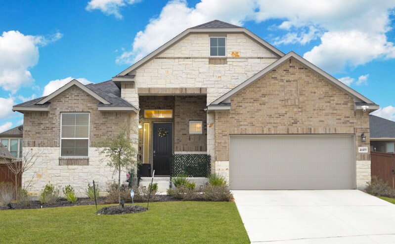4609 Shackelford in Schertz, TX - Building Photo
