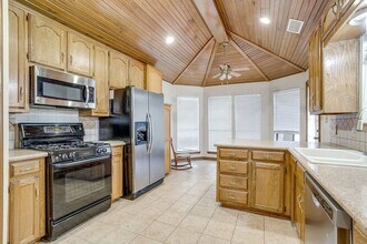 2149 Steeplewood Dr in Grapevine, TX - Foto de edificio - Building Photo
