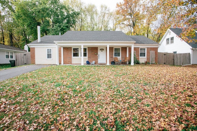 property at 31 Edge Ln