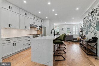 1440 Oak St NW in Washington, DC - Building Photo - Building Photo
