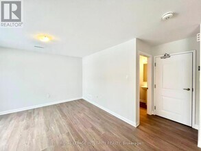 1120 Creekway Private in Ottawa, ON - Building Photo - Building Photo