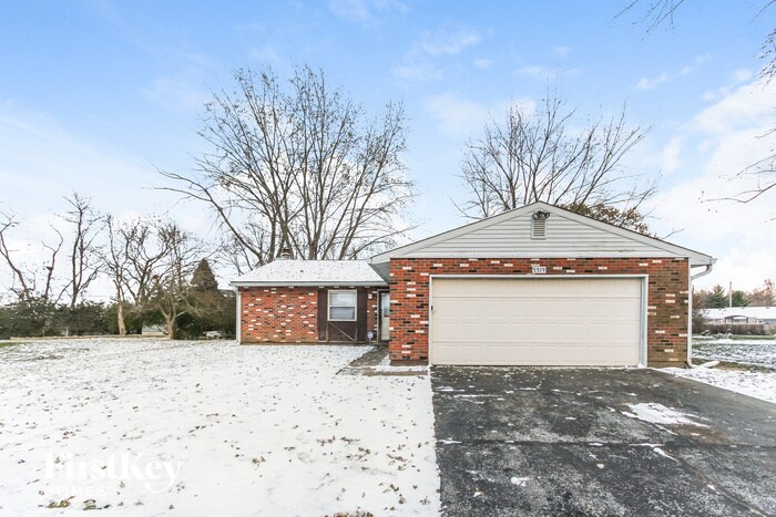 5519 Old Mill Ct in Indianapolis, IN - Building Photo
