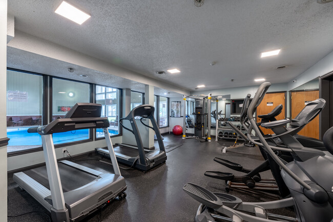 Grand Pre East Apartments in Little Canada, MN - Building Photo - Interior Photo